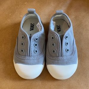 NWOT! Zara Baby Sneakers 4